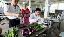你點(diǎn)題,我檢測(cè)食品安全快檢走進(jìn)西城社區(qū)